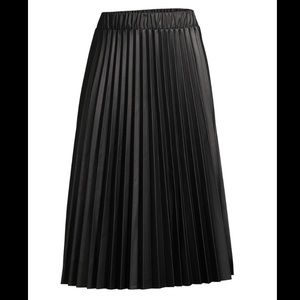 NWT XL Black Faux Leather Pleated Midi Skirt